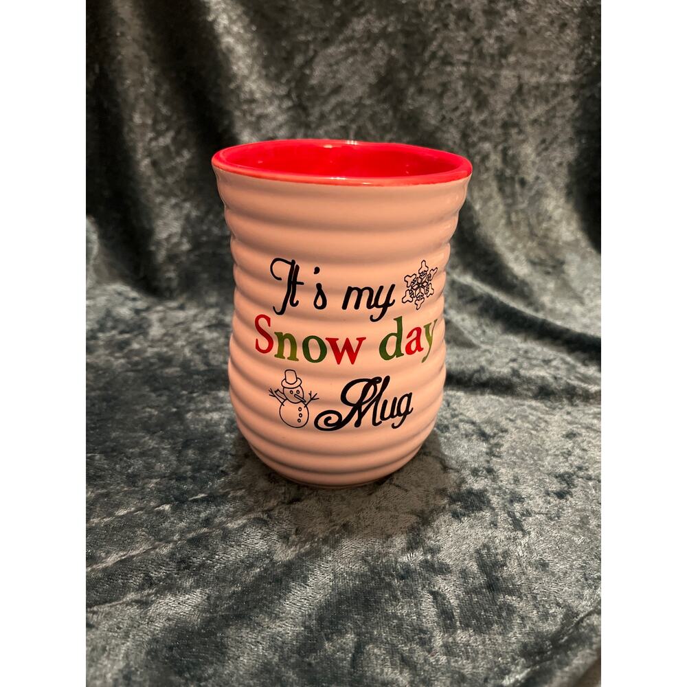 Christmas Hand Warner Mug Global Designs Ribbed  Holiday Snowman Snowflake